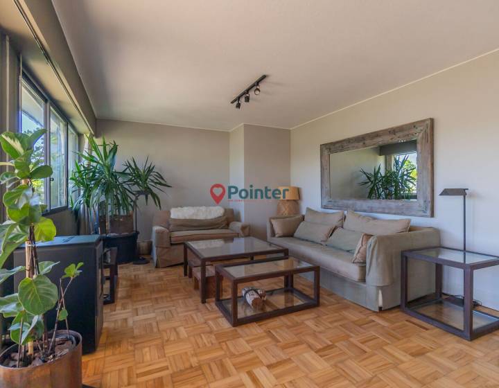 Apartamento Pocitos en alquiler con garage