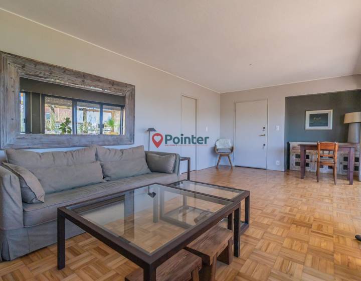 Apartamento Pocitos en alquiler con garage