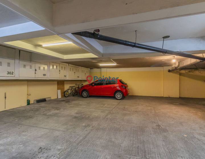 Apartamento Pocitos en alquiler con garage
