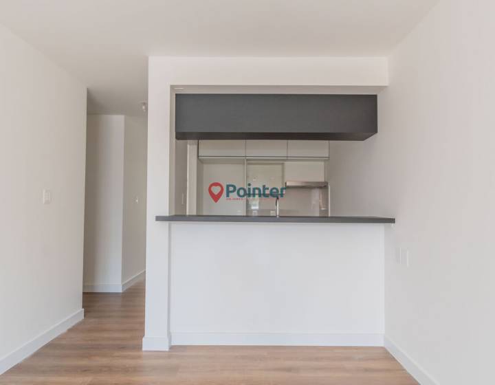 Venta apartamento de 2 dormitorios con cochera y terraza con parrillero propio en Malvin