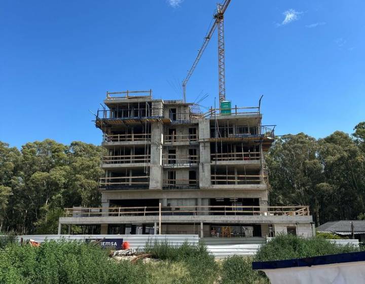 Apartamento 2 dormitorios Carrasco a estrenar