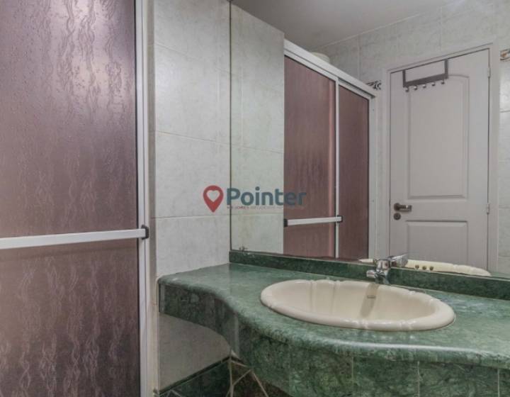 VENTA APARTAMENTO 2 DORMITORIOS SOBRE AVDA.BRASIL POCITOS