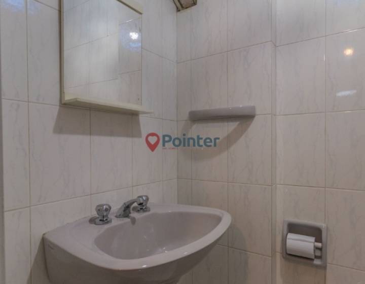 VENTA APARTAMENTO 2 DORMITORIOS SOBRE AVDA.BRASIL POCITOS