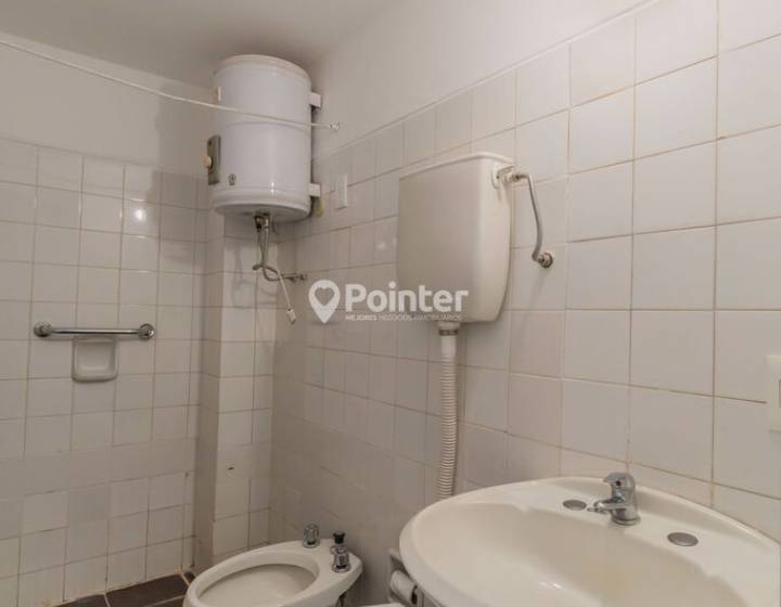 SE ALQUILA APARTAMENTO 2 DORMITORIOS SOBRE AVDA. BURGUES