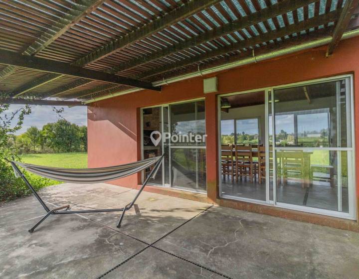 Venta Casa 3 dormitorios a 1 km de La Paz