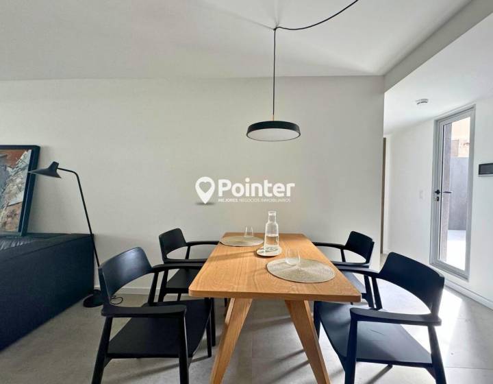 venta punta carretas 2 dormitorios 2 ba&ntilde;os y patio