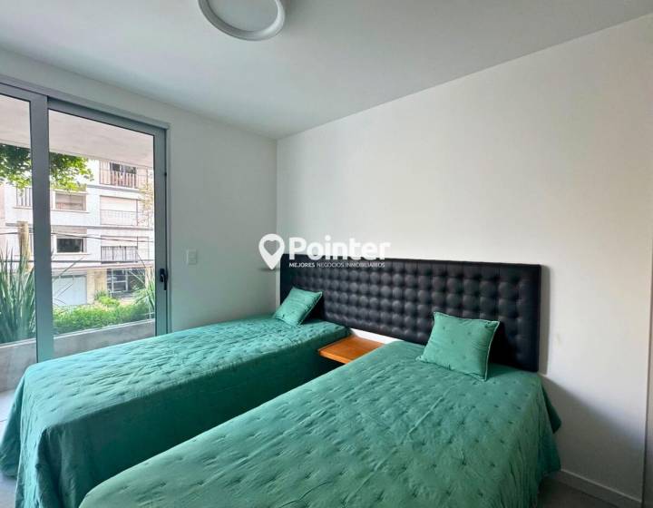 venta punta carretas 2 dormitorios 2 ba&ntilde;os y patio
