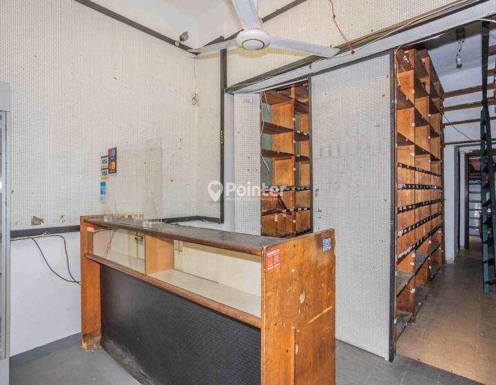 Local comercial en alquiler en Cord&oacute;n