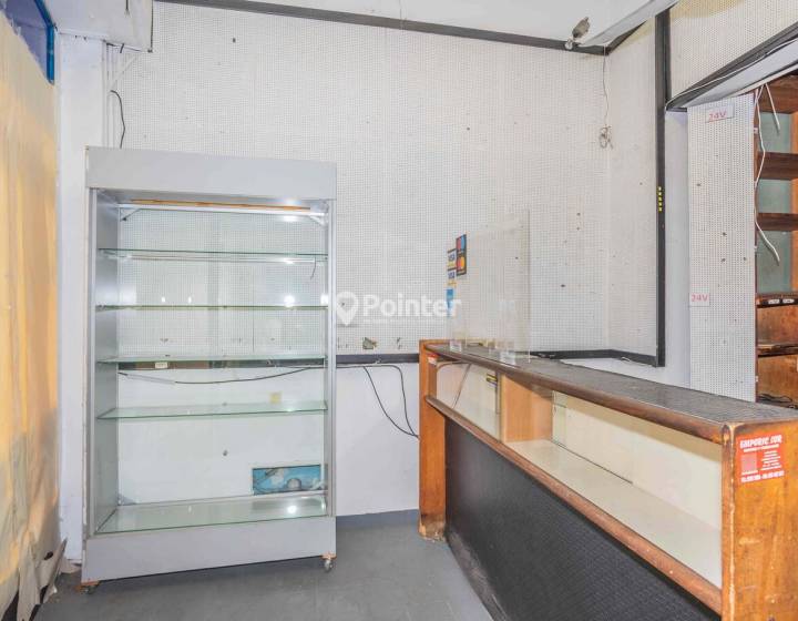 Local comercial en alquiler en Cord&oacute;n