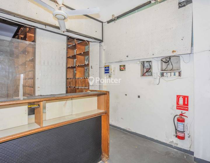Local comercial en alquiler en Cord&oacute;n