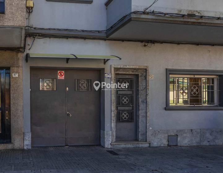 SE ALQUILA DEPOSITO SOBRE CALLE ISLA DE FLORES PALERMO