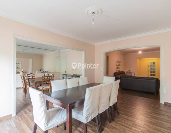 Alquiler apartamento amplio en el centro (sin muebles)