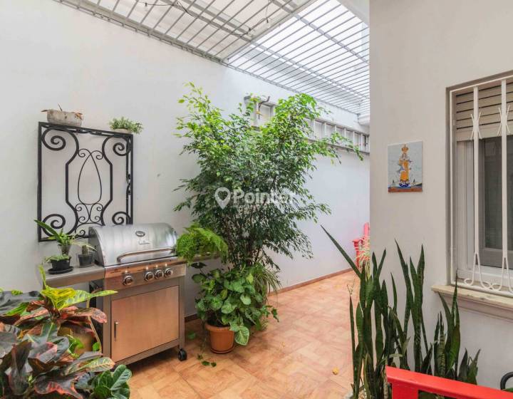 VENTA CASA 4 DORMITORIOS BARRIO PRADO