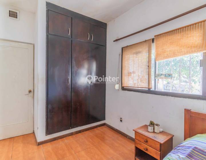 SE VENDE CASA 4 DORMITORIOS PADRON UNICO
