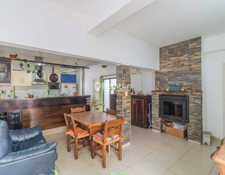 SE VENDE CASA 4 DORMITORIOS PADRON UNICO