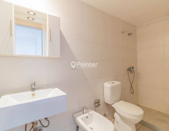 Venta apartamento 3 dormitorios y garaje x2-Barrio sur/Centro