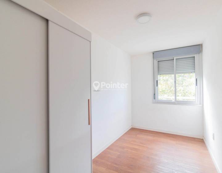 Venta apartamento 3 dormitorios y garaje x2-Barrio sur/Centro