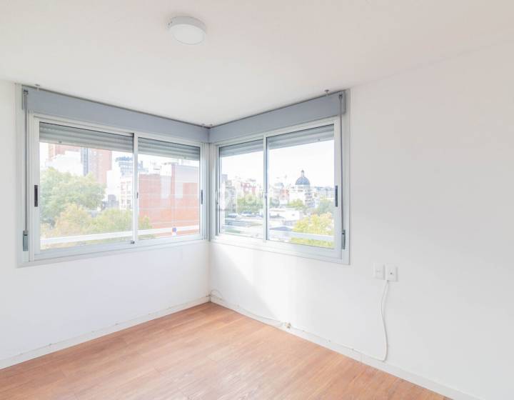 Venta apartamento 3 dormitorios y garaje x2-Barrio sur/Centro