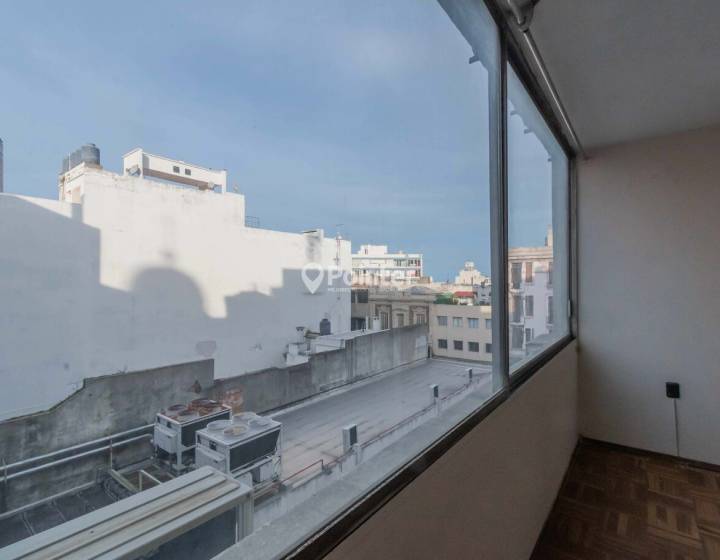 Oficina en Ciudad Vieja