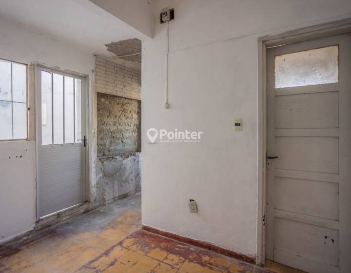 Venta Apartamento 2 dormitorios Cerro y Local Comercial