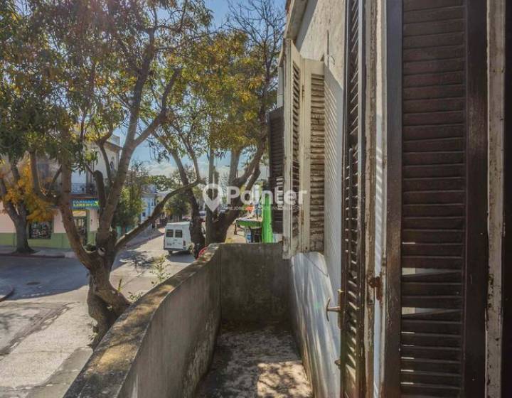 Venta Apartamento 2 dormitorios Cerro y Local Comercial