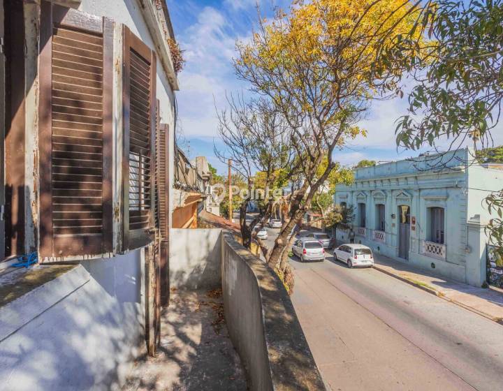 Venta Apartamento 2 dormitorios Cerro y Local Comercial