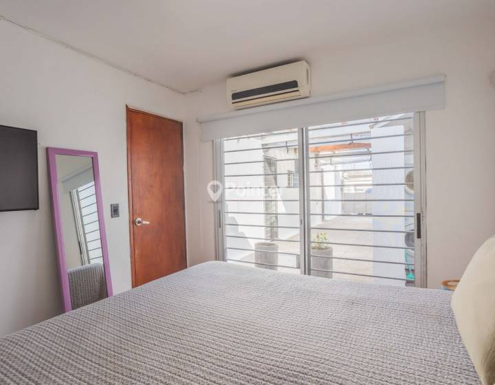 Hermosa Casa Reciclada 3 Dorm, 2 Ba&ntilde;os, Parrillero y Cochera.