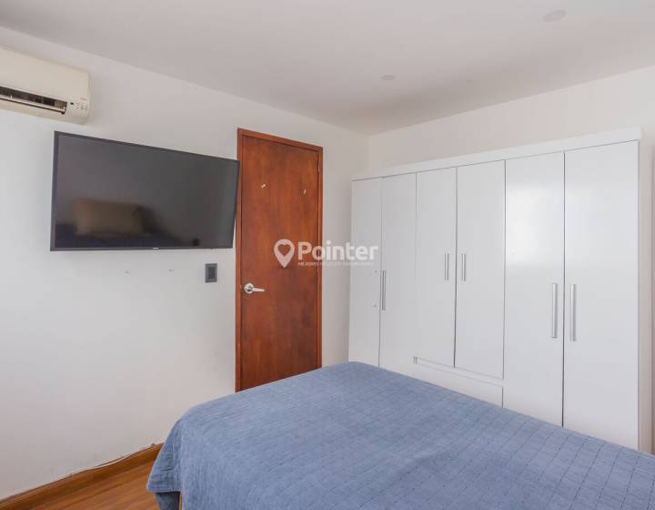 Hermosa Casa Reciclada 3 Dorm, 2 Ba&ntilde;os, Parrillero y Cochera.