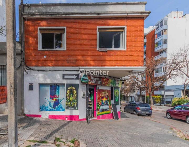 LOCAL COMERCIAL CON RENTA EN POCITOS