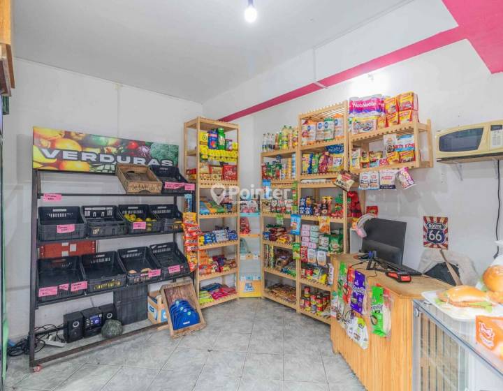 LOCAL COMERCIAL CON RENTA EN POCITOS