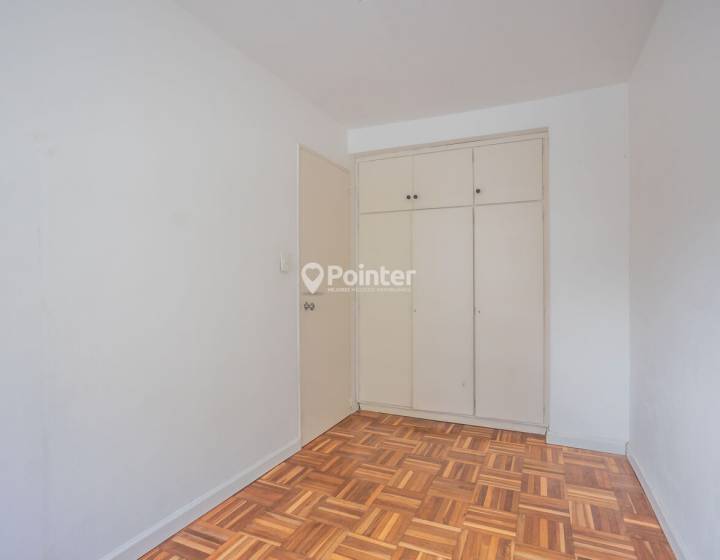 Apartamento 2 dormitorios, luminoso, entre Punta Carretas y Parque Rod&oacute;