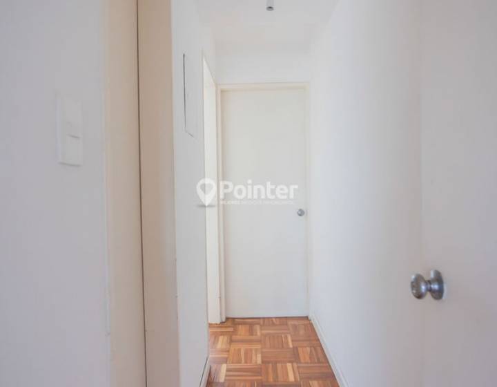 Apartamento 2 dormitorios, luminoso, entre Punta Carretas y Parque Rod&oacute;