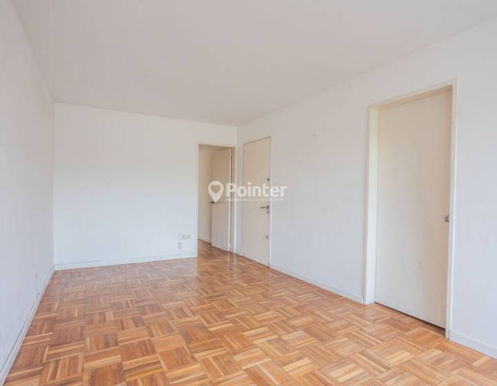 Apartamento 2 dormitorios, luminoso, entre Punta Carretas y Parque Rod&oacute;