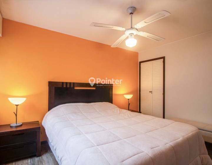 Apartamento Frente al Mar en la Pen&iacute;nsula de Punta del Este &ndash; 3 Dormitorios + Garaje
