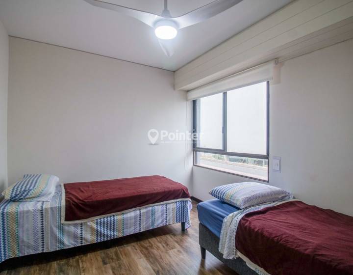 Apartamento Frente al Mar en la Pen&iacute;nsula de Punta del Este &ndash; 3 Dormitorios + Garaje
