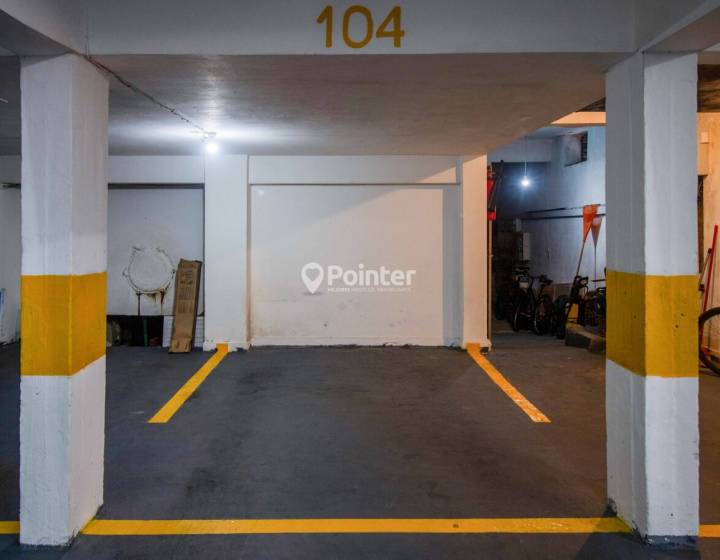 Apartamento Frente al Mar en la Pen&iacute;nsula de Punta del Este &ndash; 3 Dormitorios + Garaje