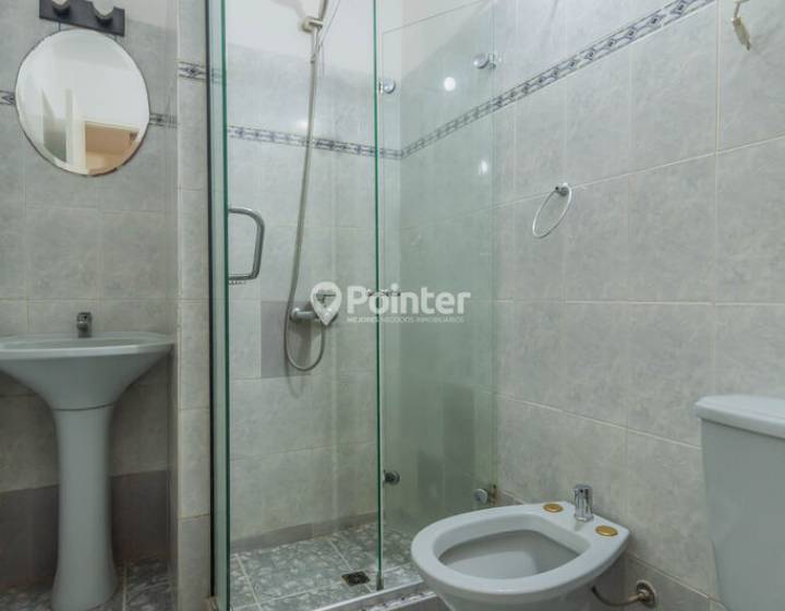 Alquiler amplio apartamento 1 dormitorio con patio y parrillero &ndash; Parque Rod&oacute;