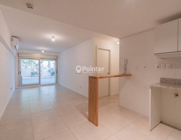 Alquiler Apartamento de 1 Dormitorio con Patio exclusivo en Pocitos Nuevo!