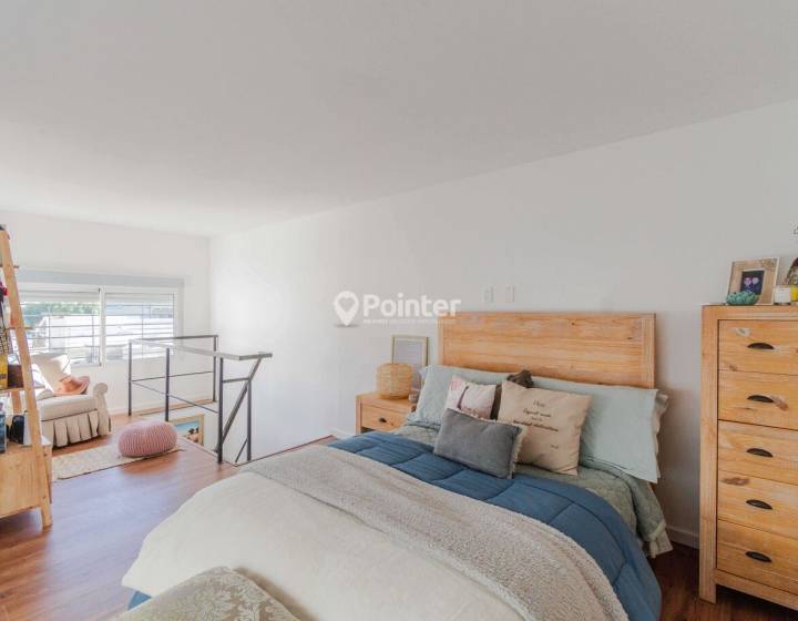 Venta Casa PH 3 Dormitorios + Jard&iacute;n + Cochera en el coraz&oacute;n de Malv&iacute;n