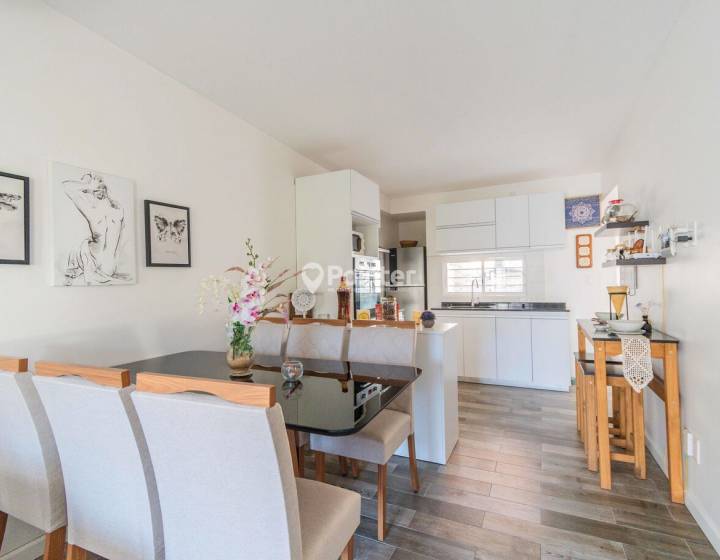 Venta Casa PH 3 Dormitorios + Jard&iacute;n + Cochera en el coraz&oacute;n de Malv&iacute;n