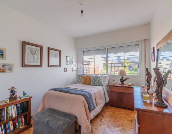 Venta Casa PH 3 Dormitorios + Jard&iacute;n + Cochera en el coraz&oacute;n de Malv&iacute;n