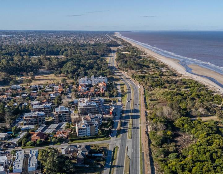 Apartameto con jardin 3 dormitorios en Barra de Carrasco