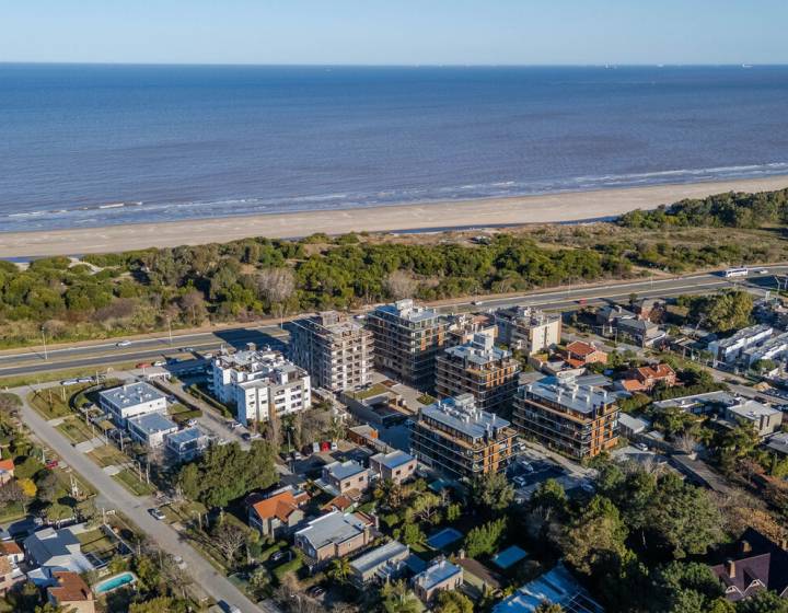 Apartameto con jardin 3 dormitorios en Barra de Carrasco