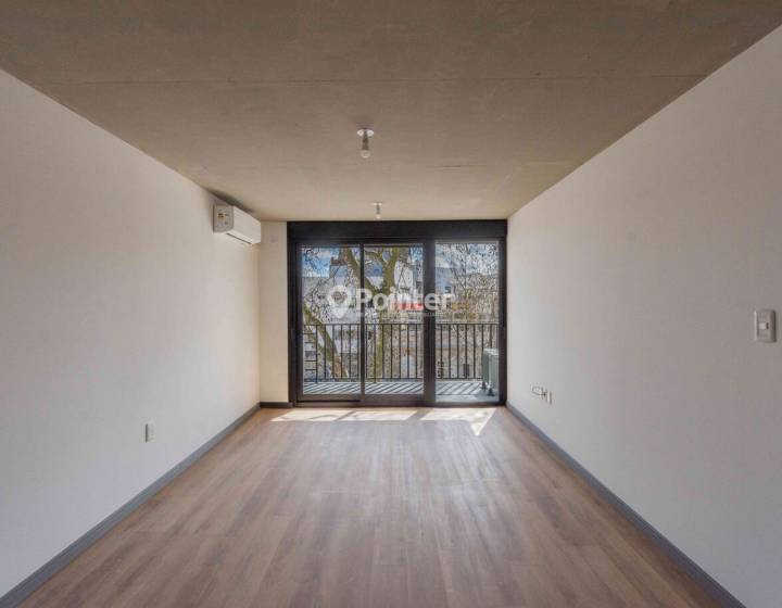 Apartamento 2 Dormitorios Con Balc&oacute;n + Garage- La Blanqueada