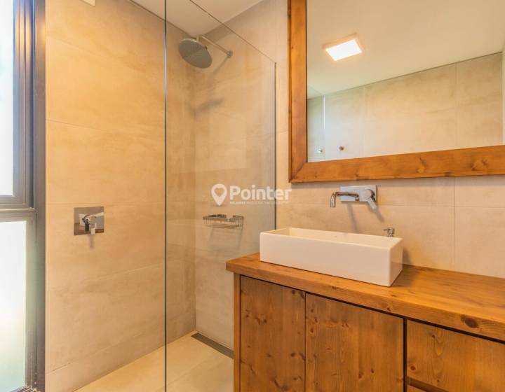 VENTA Casa Huerta de los Horneros, 4 Dormitorios, 3 ba&ntilde;os + Piscina
