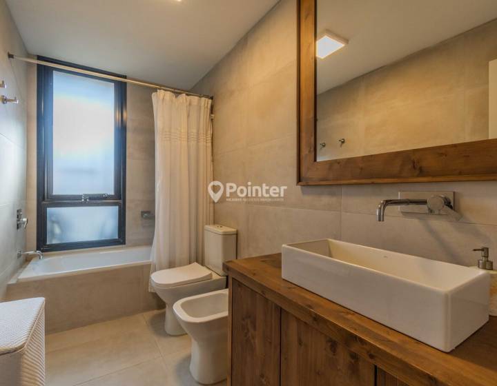 VENTA Casa Huerta de los Horneros, 4 Dormitorios, 3 ba&ntilde;os + Piscina