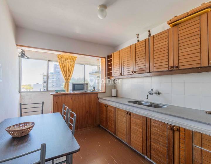 VENTA APARTAMENTO 3 DORMITORIOS EN TRES CRUCES