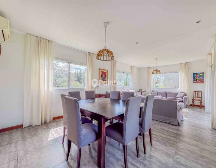 VENTA Casa moderna en Altos de la Tahona, 3 Dormitorios, Piscina y Vista al Golf