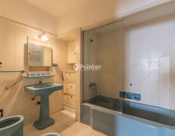 Venta Apartamento en el Centro 3 dormitorios 2 ba&ntilde;os mas servicio