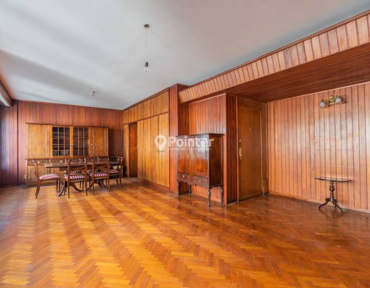 Venta Apartamento en el Centro 3 dormitorios 2 ba&ntilde;os mas servicio